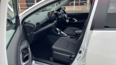 Toyota Yaris 1.5 Hybrid Design 5dr CVT Hybrid Hatchback